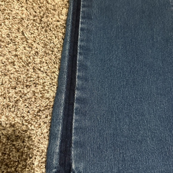 Levi's Blue Flare Wide Leg Jeans with Gradient Wash - Picture 2 of 6